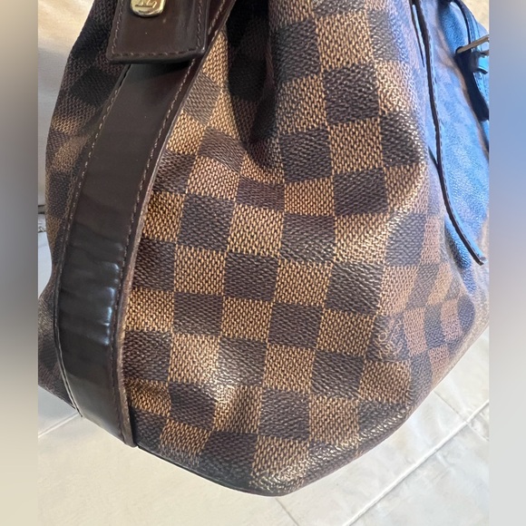 Louis Vuitton Damier Ebene Chelsea Tote - Picture 9 of 17